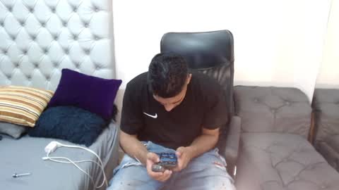 david_bandercock online show from December 29, 6:03 am