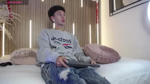 David online show from March 17, 12:43 pm