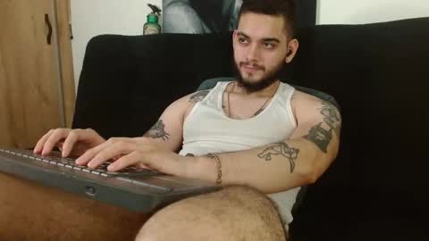 Twitter davidsanctum online show from November 20, 12:20 am