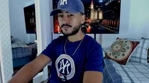 Hey im David that loves to explore and speak their fantasies. Very open talktative and nice. Feel free to chat with me online show from March 10, 2:27 am