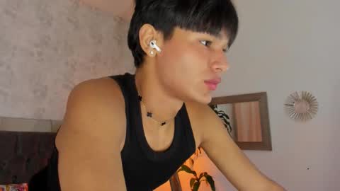 Snapshot of david_lux chatting on October 15, 12:50 pm David online show from October 15, 12:50 pm
