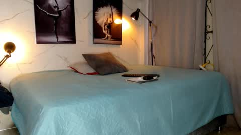 david_niet online show from November 11, 6:43 pm