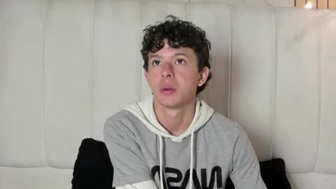 Roy online show from February 18, 12:38 pm