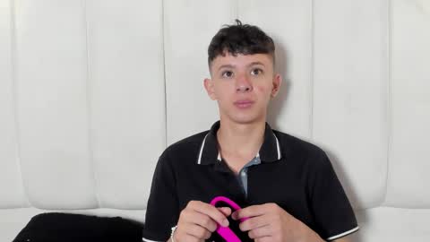 Roy online show from February 26, 1:36 pm