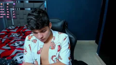 davidro030 online show from February 3, 12:07 am