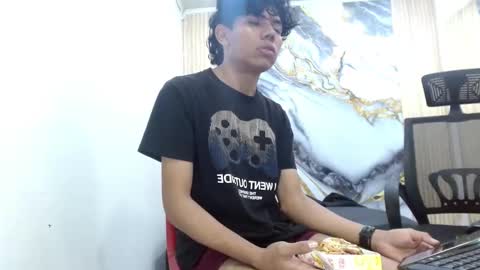 Daviidbuckx online show from February 15, 7:51 am