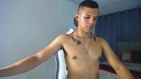 Snapshot of davisito7 chatting on September 30, 6:02 am David Angel online show from September 30, 6:02 am