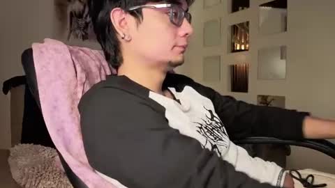 davoxer online show from June 12, 4:44 am