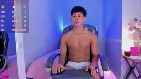 dawn_16 online show from December 3, 9:26 pm