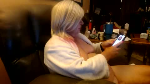 dawndoesall online show from June 15, 2:58 am