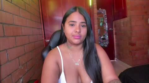 PAULA wh online show from August 4, 1:07 pm