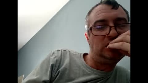 Snapshot of dazzill chatting on December 1, 7:38 pm Dazzill online show from December 1, 7:38 pm