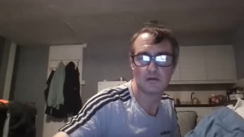 Snapshot of dazzill chatting on October 18, 6:34 pm Dazzill online show from October 18, 6:34 pm