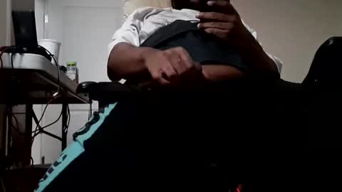 Snapshot of dbras_19 chatting on December 7, 11:40 pm dbras 19 online show from December 7, 11:40 pm