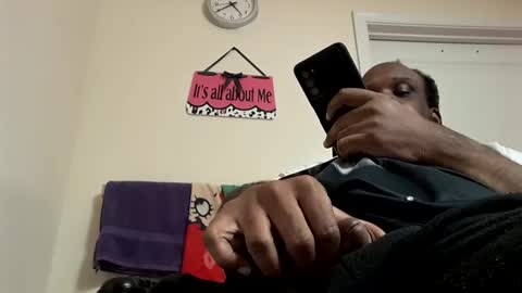 Snapshot of dbras_19 chatting on December 7, 6:15 am dbras 19 online show from December 7, 6:15 am