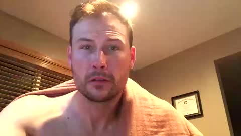 Snapshot of dconstruction chatting on October 10, 3:12 am dconstruction online show from October 10, 3:12 am