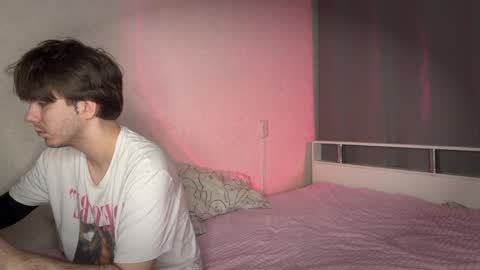 qrovers online show from April 2, 10:06 pm