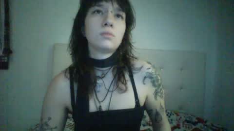 dead_moonxx online show from July 11, 4:21 pm