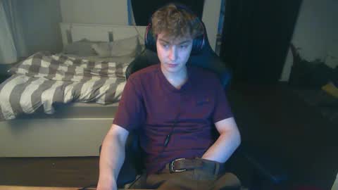 Dean online show from February 22, 4:53 pm