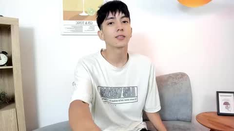 Snapshot of dear_jeycot chatting on October 9, 1:05 pm Jeycot online show from October 9, 1:05 pm
