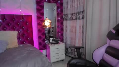 debbie_blondie online show from January 14, 3:03 am