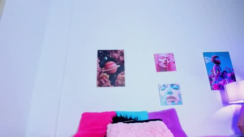 debbie_hans online show from December 1, 11:08 am