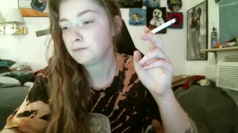 DEBBIE online show from October 31, 1:22 pm