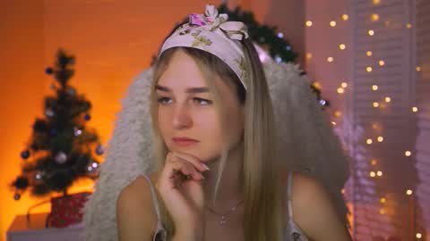 Debora online show from December 19, 3:35 am