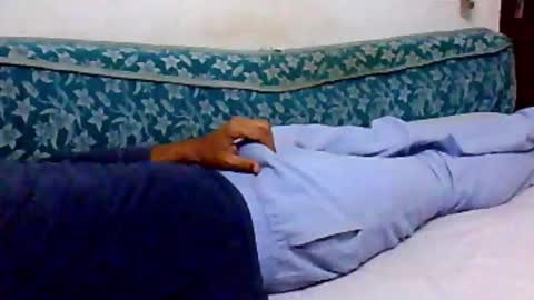 Snapshot of deepak4ualways chatting on January 1, 5:11 pm sandy4umylove2014 online show from January 1, 5:11 pm