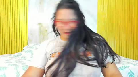 deepandcurvy online show from April 8, 2:20 pm