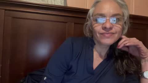 Tori online show from November 8, 5:43 am