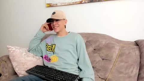 DEIVY online show from March 12, 3:35 am