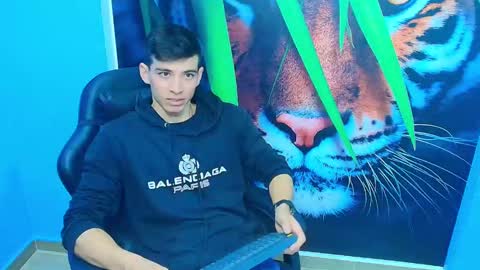 Snapshot of deiby_baby chatting on September 18, 7:40 pm DEIBY online show from September 18, 7:40 pm