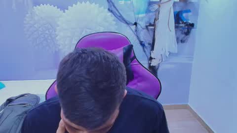 Snapshot of deiby_baby chatting on November 1, 2:01 am DEIBY online show from November 1, 2:01 am