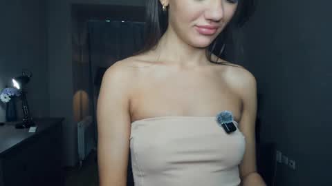 Laura online show from June 27, 7:58 am