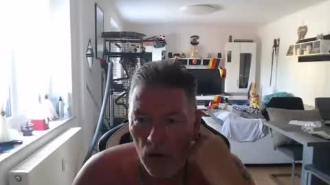 deinprinz2312 online show from June 28, 11:28 am