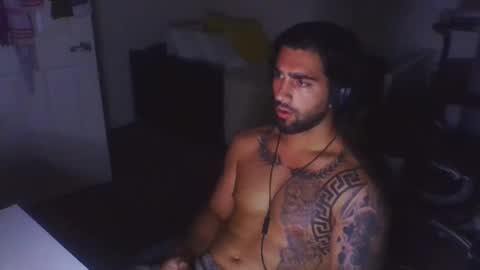 deionteo85 online show from November 28, 9:27 am