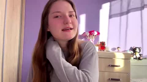 Mila online show from March 2, 7:09 am