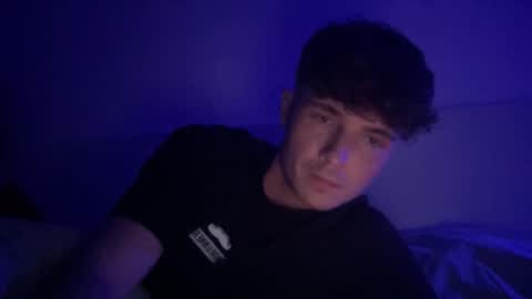 deletingthislater07 online show from November 30, 10:17 pm