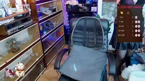 Delicacat online show from March 14, 10:30 am