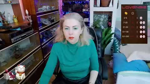 Delicacat online show from April 24, 9:33 am