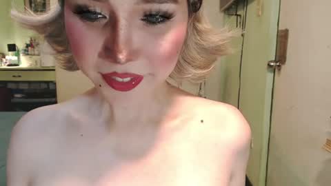 Mercedes online show from June 21, 2:51 am
