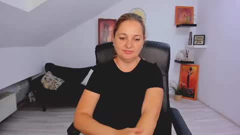 DeliciousLolly online show from July 13, 3:32 am