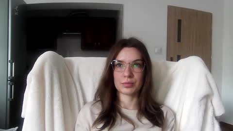 Aurora online show from February 24, 7:33 am