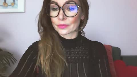 delilah_sweet online show from April 16, 2:17 pm