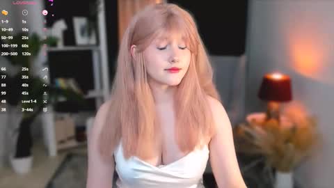 Delilah or Laila online show from March 28, 10:33 pm