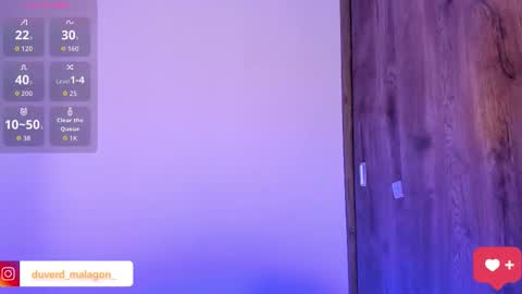 Snapshot of demian_cute chatting on October 28, 12:44 am Demian online show from October 28, 12:44 am