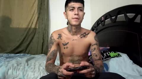 Snapshot of demon0724 chatting on October 13, 8:44 pm demon0724 online show from October 13, 8:44 pm