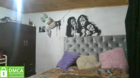 demonrosee online show from February 18, 8:16 am