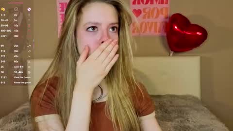 Emma online show from February 18, 8:30 pm